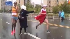 什么是低级红高级黑，是什么意思